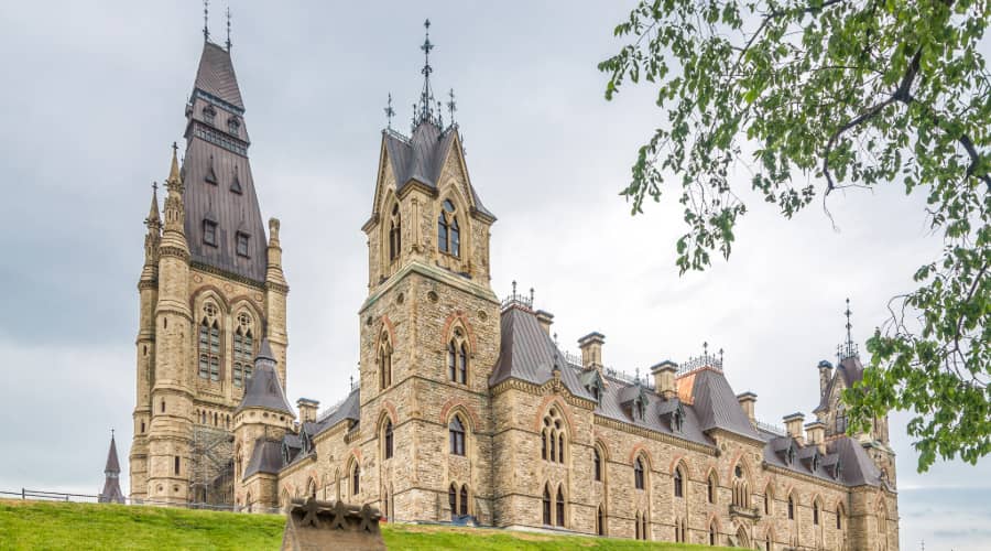 Ottawa parliament building.